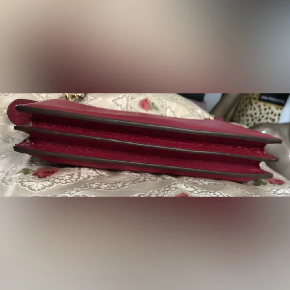 Kate Spade Fuchsia Crossbody Bag EUC - Picture 4 of 16